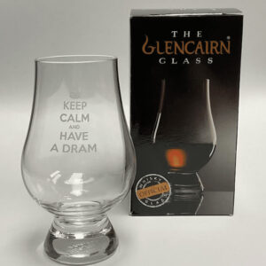alt= glencairn engraved with keep calm and have a dram sitting next to glencairn box on a grey background