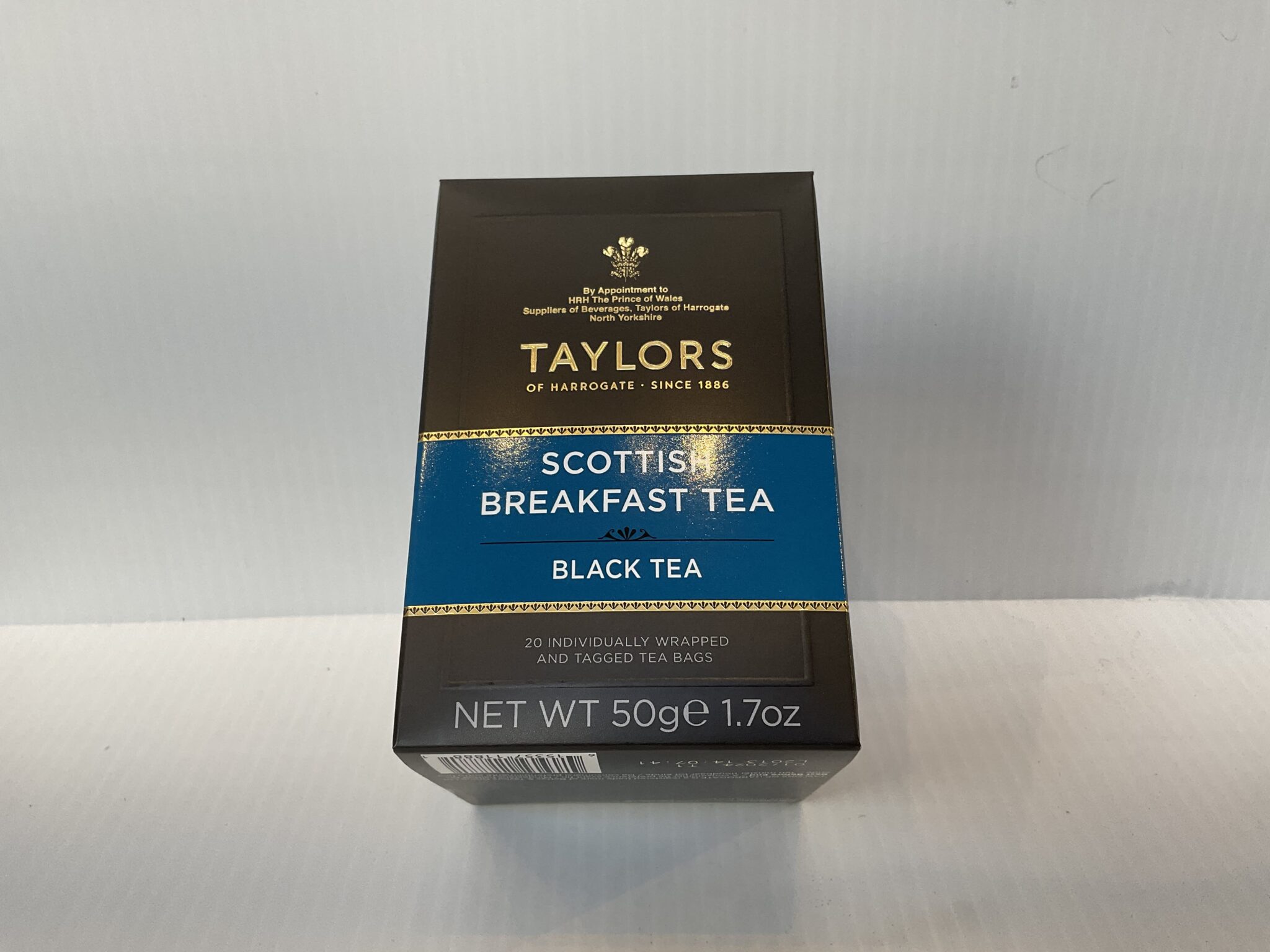 Scottish black tea, Taylors Scottish Breakfast, in 20ct box with tartan pattern, red and green, individually wrapped bags