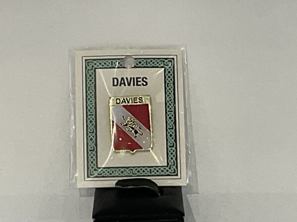 Pinbadge Davies
